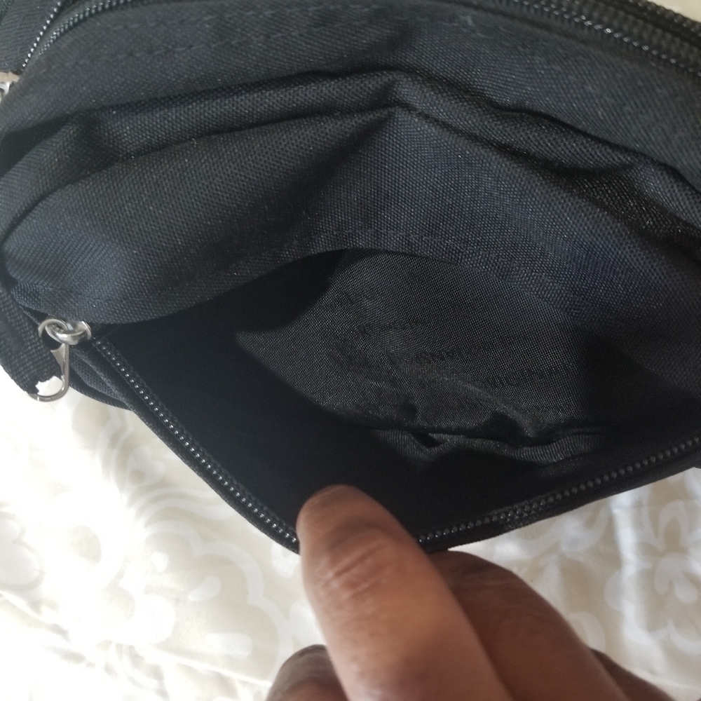 Fanny pack - Picture 3 of 3